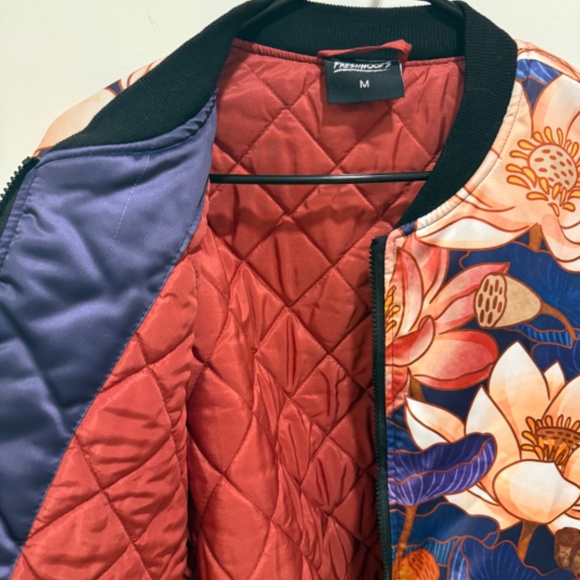 Fresh Hoods | Floral and Cat Bomber Jacket - Picture 5 of 5